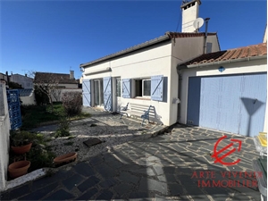 maison-villa à la vente -   11000  CARCASSONNE, surface 104 m2 vente maison-villa - APR636819